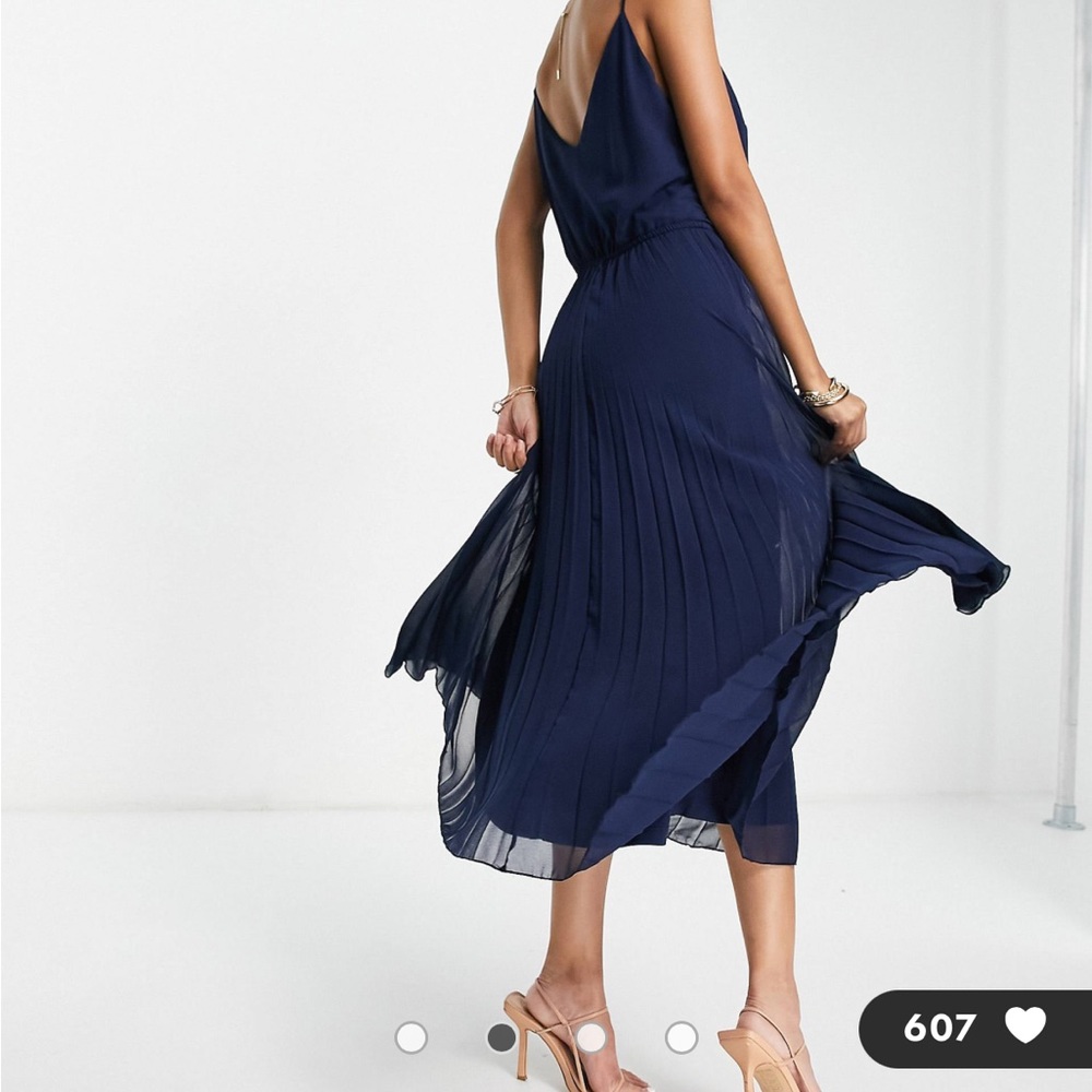 ASOS pleated cami midi dress with drawstring waist in navy size 8 never worn